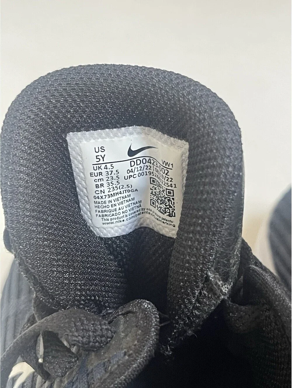 Nike LeBron Witness 6 GS Black Dark Obsidian Basketball Shoes